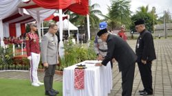 Dinas Pendidikan Provinsi Jawa Timur Tegaskan Keberlanjutan Kepemimpinan, Aries Agung Paewai Pimpin Sertijab Plt Kepala SMAN 2 Taruna Bhayangkara Banyuwangi