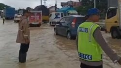 Pantura Tergenang Air, Polres Pemalang Lakukan Pengamanan dan Pengaturan Lalu Lintas