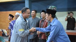 Forkopimda Gresik Besuk Korban Luka di RSUD Ibnu Sina, Tegaskan Komitmen Jaga Kondusivitas Kamtibmas