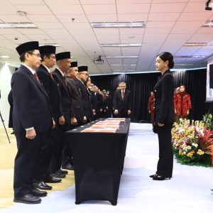 OJK Lantik Kepala Departemen dan Kepala OJK Daerah