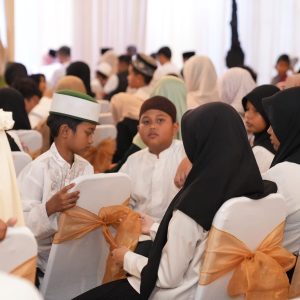 PLN Komplek Ketintang Gelar Safari Ramadhan, Hadirkan Edukasi