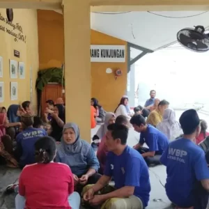 Suasana Kunjungan Ramadan di Lapas Tegal Berlangsung Tertib, WBP dan Keluarga Manfaatkan Momen Silaturahmi