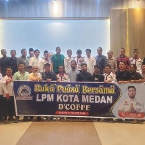 Ketua LPM KOTA MEDAN Muhammad Reza SH Berbuka puasa bersama pengurus LPM dari 21 kecamatan di kota Medan