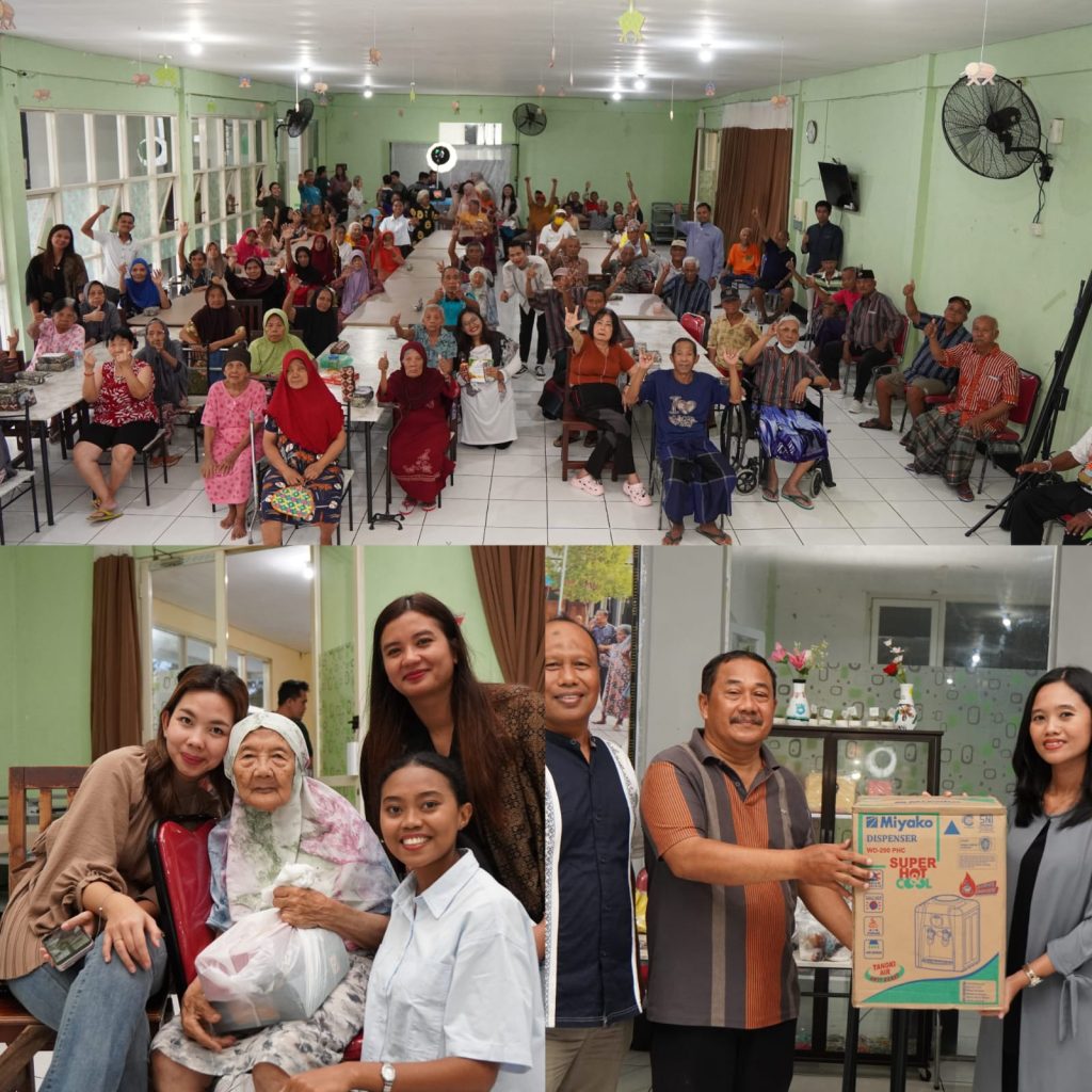 HANGATKAN RAMADAN, PREMIER PLACE HOTEL BERBAGI KEBAHAGIAAN BERSAMA LANSIA GRIYA WREDA SURABAYA
