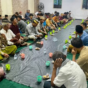 Hidupkan Kebersamaan, BTID Buka Puasa Bersama Warga Kampung Bugis Desa Serangan