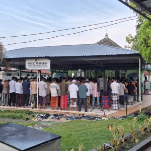 Gema Takbir di Balik Jeruji, Jajaran Lapas Batang Laksanakan Shalat Idul Fitri dan Penyerahan Remisi Khusus Tahun 2026