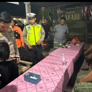 Sigap dan Humanis Polisi Bantu Pemudik yang Tersesat di Ngawi