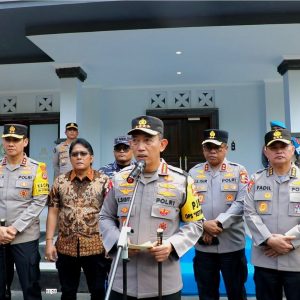 Pantau Libur Lebaran dan Arus Balik di Bali, Kapolri: Pelayanan Terbaik untuk Masyarakat