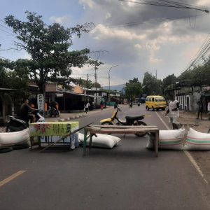 Pengusaha Stop Beli Gabah, Petani Protes Dengan Blokir Jalan, Arus Lalin Macet, BBF Dengar Jeritan Petani.