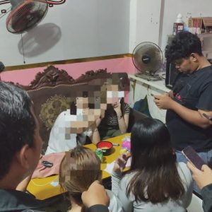 Respons Cepat Aduan “Cak Rama”, Polres Gresik Gerebek Karaoke di Cerme Sita Puluhan Botol Miras