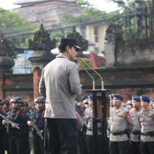 Kapolda Bali Tekankan Pelayanan Humanis kepada Masyarakat Saat Apel Jam Pimpinan di Mapolda