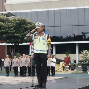 Dirlantas Polda Jatim Pimpin Apel Siaga Malam Takbiran, Tegaskan Penertiban Takbir Keliling dan Petasan Lontar