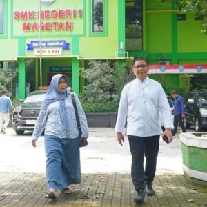 Kadindik Jatim Tinjau Kesiapan SMKN 1 Magetan, Pastikan Pembelajaran Berjalan Optimal dan Nyaman