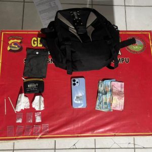 Berantas Narkoba Sampai Tuntas, Seorang Pria Asal Bima diduga Pengedar Sabu di Ringkus Polisi.