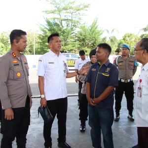 Sidak SPBU dan SPBE Kapolres Sumenep Tegaskan Stok Aman, Isu Kenaikan Hoaks