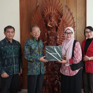 Gubernur Koster Dorong BPJS Kesehatan Perluas Layanan Kesehatan Berkualitas di Bali