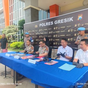 Polres Gresik Ungkap Jaringan Narkoba Lintas Pulau Bawean–Madura–Gresik, 6 Tersangka Diamankan