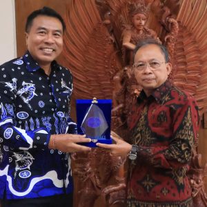 Bahas Agenda Tahunan , Asita Bali Bertemu Gubenur Koster