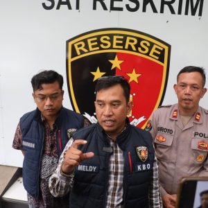 Polres Pelabuhan Tanjung Perak Bongkar Penipuan PO Sembako Murah, Pelaku Diamankan”