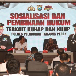 Polres Tanjung Perak Gandeng Pakar Unair Bedah KUHP dan KUHAP.