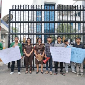 BEM UMN Al Washliyah Demo Kejatisu, Soroti Anggaran Mobil Mewah Rp2,7 Miliar di Dinkes Sumut