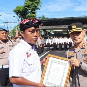 35 Personel dan 2 Warga Terima Penghargaan, Kapolres Badung Tekankan Sinergi Jaga Kamtibmas