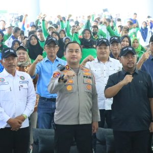 Kapolres Gresik Apresiasi Peringatan May Day di Stadion Gejos Berjalan Kondusif dan Humanis