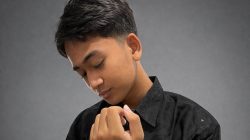 Zyad Akyaz Resmi Debut, Kenalkan Single Religi “Kekasih Memanggil”