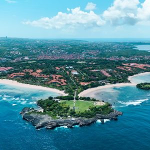 ITDC Perkuat Pariwisata Berkelanjutan melalui Optimalisasi Ruang Terbuka Hijau di The Nusa Dua dan The Mandalika