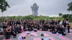 Kolaborasi A Plus dan GWK Cultural Park Hadirkan “Sunrise Movement” Lewat Program Morning Mat Pilates