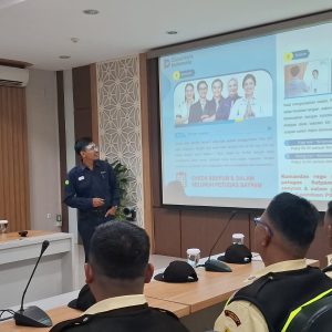 Perkuat Layanan Prima, Satuan Pengamanan PT Haleyora Powerindo Bekali PS4 Dilingkungan PLN UID JATIM