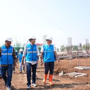 Momen Idul Adha GM PLN UIP JBTB Tinjau Langsung Rencana Pembangunan PLTS Terapung Karangkates dan PLTA Sutami Dukung Transisi Energi