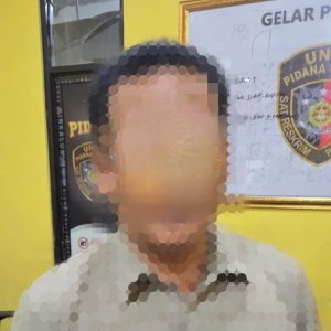 Pria di Pamekasan Ditangkap Usai Tusuk Lawan Cekcok di Area Makam, Polisi Amankan Pisau 40 Cm