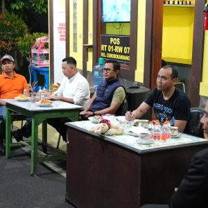 *Sambang Poskamling, Kapolresta Malang Kota Serap Aspirasi dan Jaga Kamtibmas Hingga Level RT*