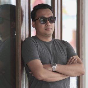 DanzQ Tuangkan Makna Cinta Sejati dalam Single “Tak Lekang Oleh Waktu”