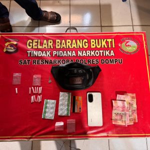 Pria Pengedar Shabu di Sergap Anggota Babinsa Koramil Kilo, Pelaku Bareng BB Di Serahkan Ke Polres Dompu