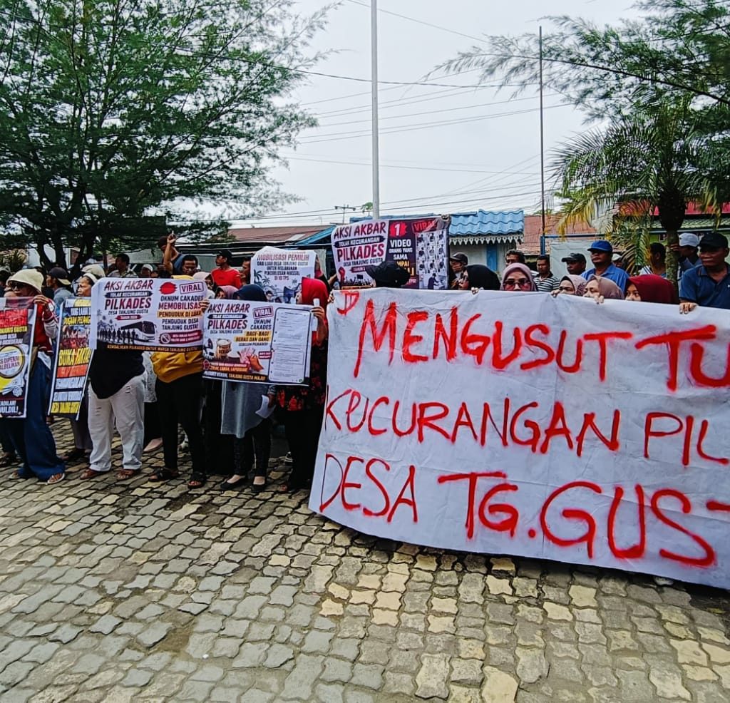 Aksi Unjuk Rasa Warnai Polemik Pilkades Tanjung Gusta, Masyarakat Ajukan 7 Tuntutan