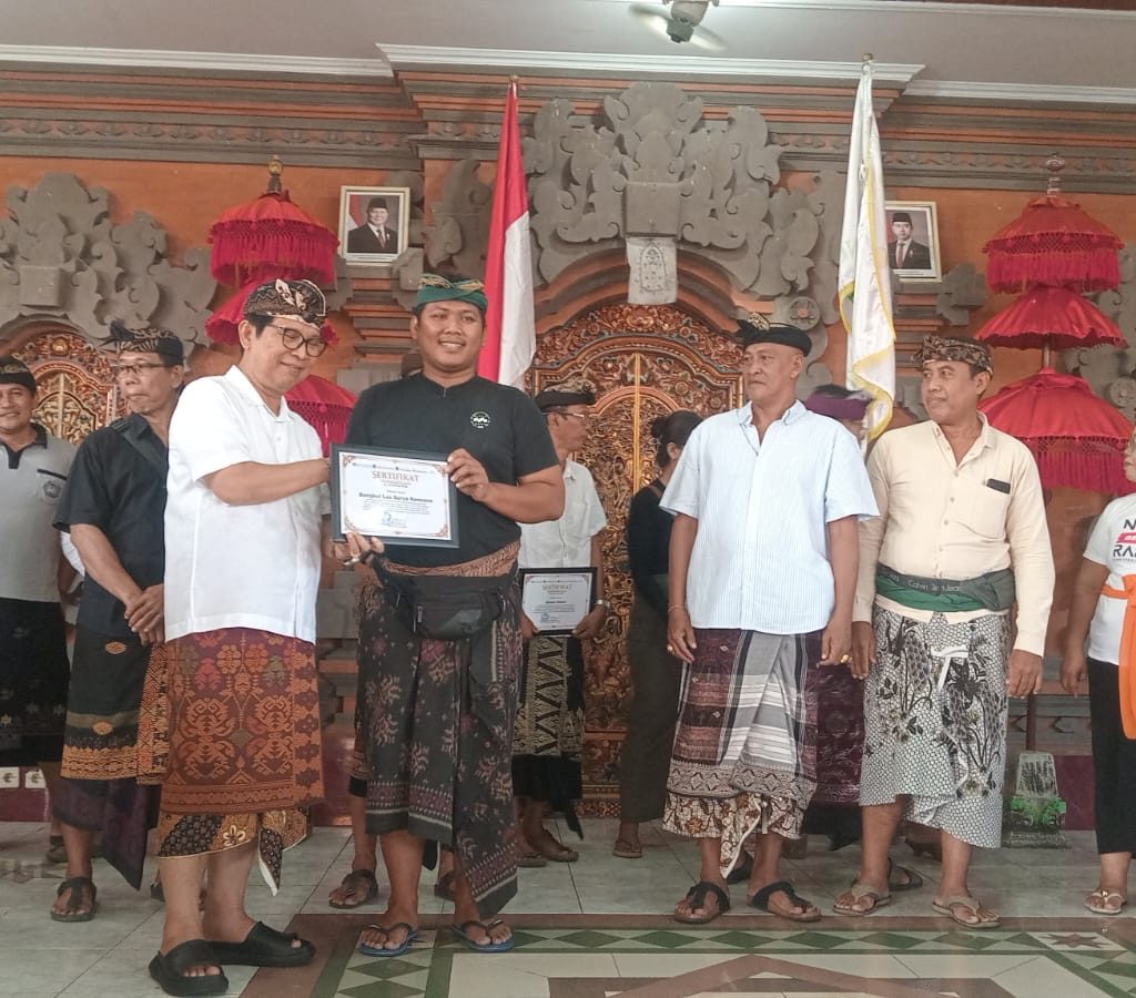 Bupati Badung Apresiasi Inovasi Desa Adat Penyarikan dalam Pengendalian Inflasi dan Pemberdayaan Ekonomi Krama Jelang Hari Raya Galungan