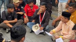 GMNI Medan Gelar Aksi di DPRD, Soroti “Indonesia Krisis Kebijakan” dan Nyatakan Mosi Tidak Percaya