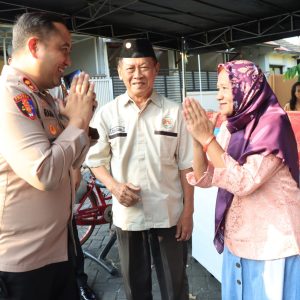 Wujud Kepedulian HUT Bhayangkara ke-80, Polres Gresik Bedah Rumah Purnawirawan Polri di Driyorejo