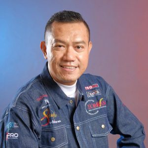 Ferry Andrika, MC Profesional Asal Madiun yang Sukses Menembus Panggung Nasional