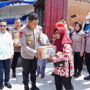 Kapolda Jateng Pimpin Puncak Bakti Kesehatan Hari Bhayangkara ke-80 di Tegal, Hampir Seribu Warga Nikmati Layanan Gratis