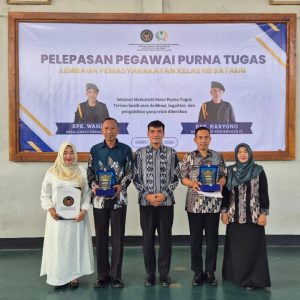 Perpisahan Penuh Haru, Lapas Batang Lepas Dua Komandan Regu Pengamanan Memasuki Purna Tugas