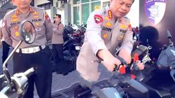 HUT Bhayangkara ke-80 | Kapolrestabes Surabaya Buka Pengembalian 471 Motor Barang Bukti Laka, Gratis Tanpa Pungutan