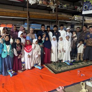Santunan Anak Yatim dan duafa, yang di selenggarakan di kantor penasehat brikom, H Shodiq S,Kom Wujud Kepedulian Sosial kepada Sesama