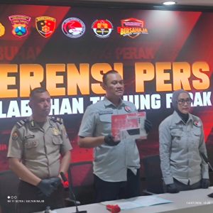 Residivis Narkoba Kembali Berulah, Kurir Sabu 12,18 Gram Jaringan “KING” Dibekuk Satresnarkoba Polres Pelabuhan Tanjung Perak