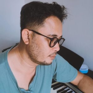 Boni Lesmana Perkenalkan Warna Pop Folk Melalui “Tulang Punggung”