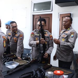 Polres Gresik Gelar Pengecekan Senjata Api Dinas, Pastikan Personel Tertib Administrasi