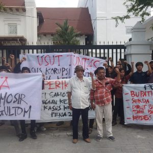 Aliansi Mahasiswa Desak Kejaksaan Samosir Usut Tuntas Dugaan Korupsi Bansos dan Pupuk