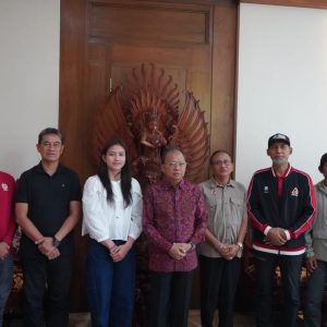 Gubernur Koster akan Wujudkan Wall Panjat Tebing di Pulau Bali